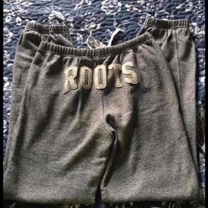 Roots joggers